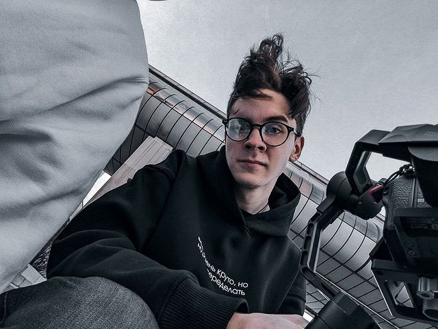 _revige_ в LOOKY. . Рабочие дни🤪