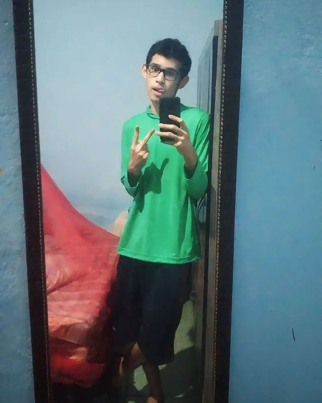 mrdx09 в LOOKY. #Lgbt,#lgbtpride,#lgbtq,#lgbtcommunity,#bissexual,#bissexualidade,#bissexuais,#love,#life. Uma Volta pela Cidad...