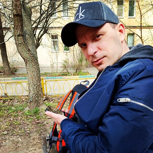 sergeytaxivaeroport в LOOKY. . null
