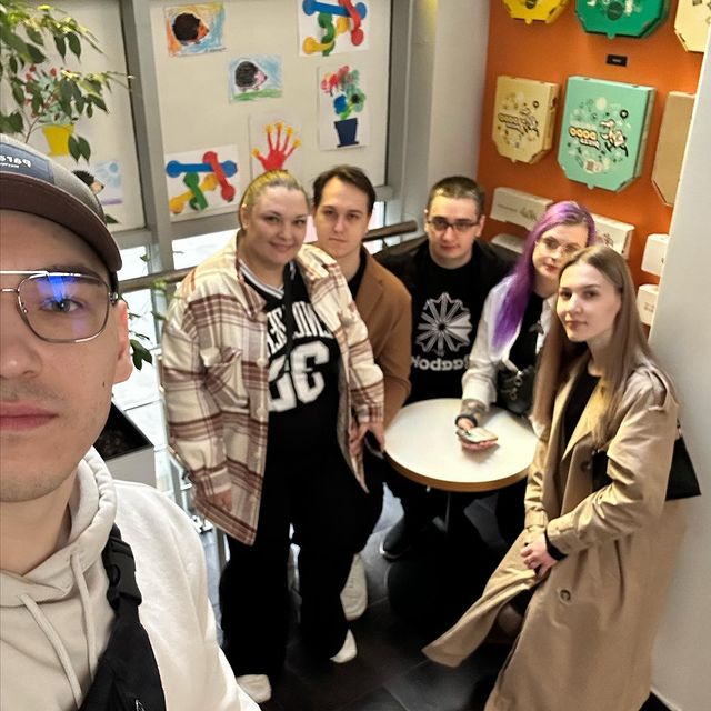 yakshigulov1 в LOOKY. . Это я в офисе Додо П...