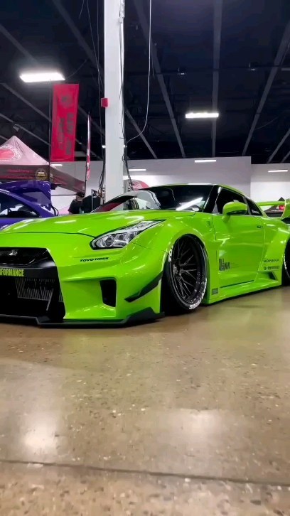 video__insta_23 в LOOKY. #neon,#green,#modified,#GTR,#R35,#viral,#rels. #neon #green #modifi...