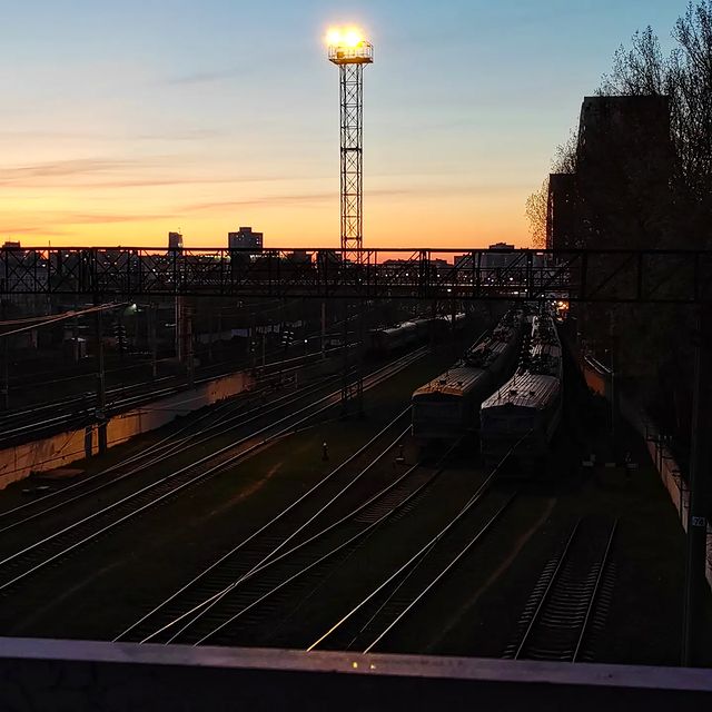 maksim_tmsh в LOOKY. #belrailway,#sunset,#railway,#minsk,#evening,#минск,#вечер,#закат,#жд. #belrailway #sunset ...