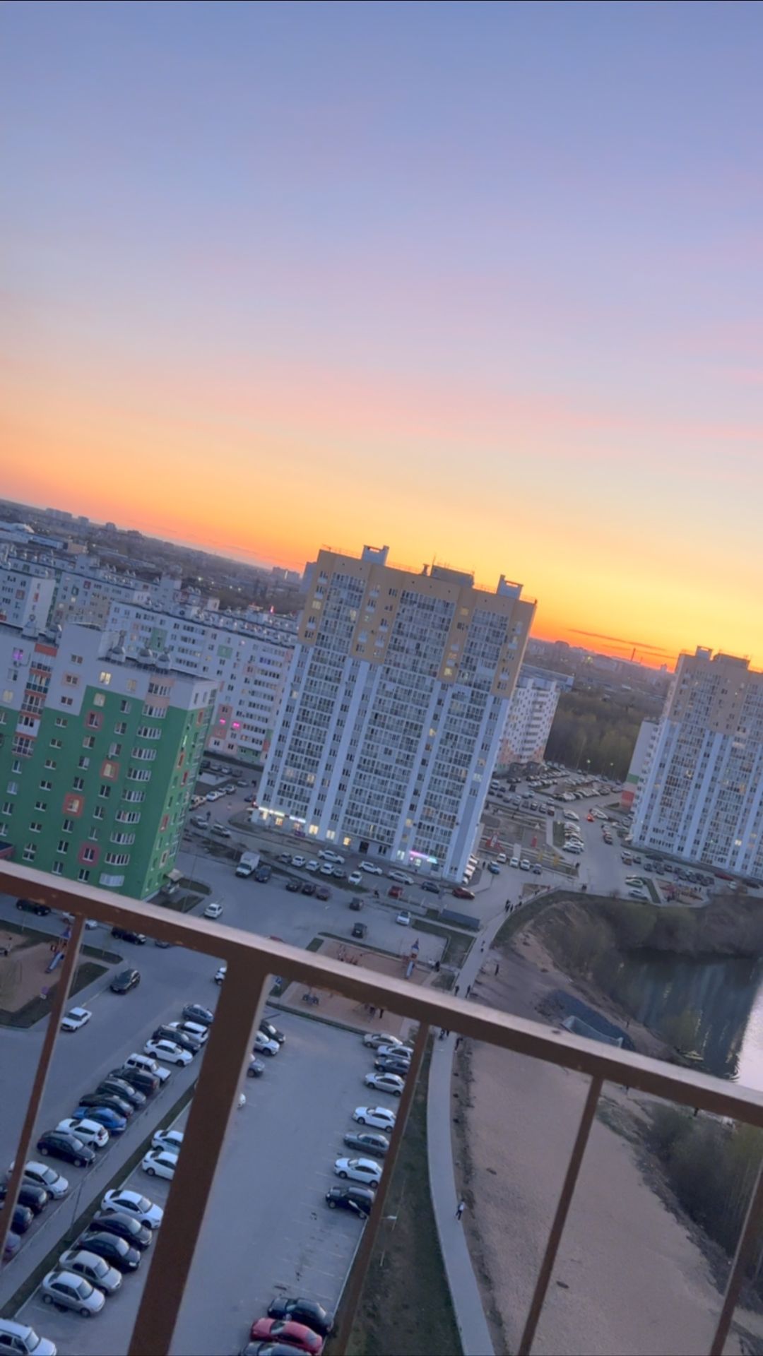 nedobloger_sm в LOOKY. . Во истину столица за...
