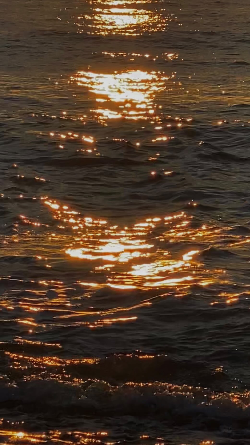 oncemorekris в LOOKY. #aestheticvideos,#aestheticvibes,#seavideo,#seavibes,#sunsetvibes,#sunsetvideo. Gonna lose my mind. ...