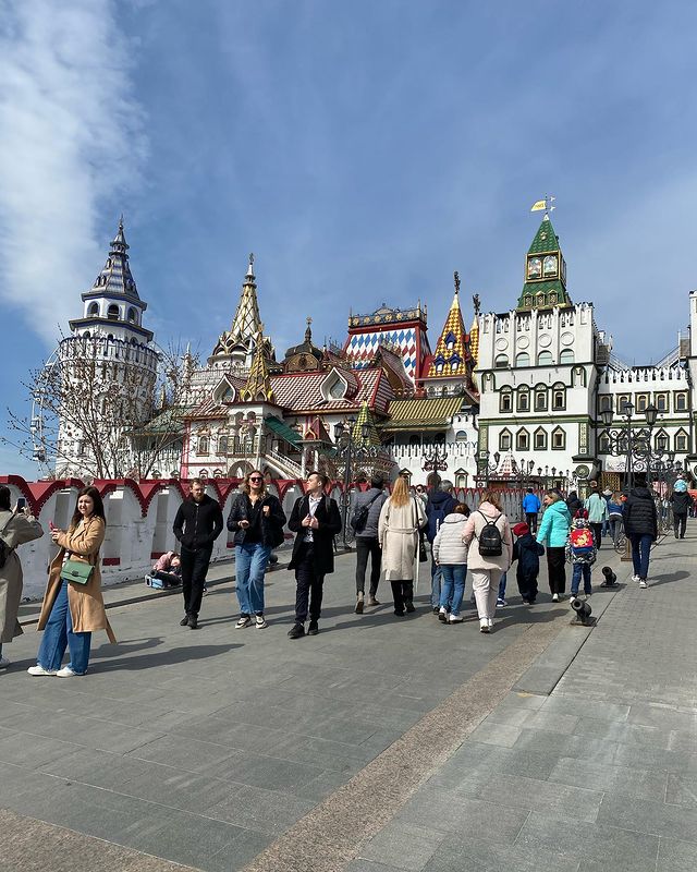 katrienurenkova в LOOKY. #кремльвизмайлово🏰. Каждый раз, проезжая...