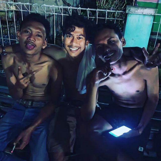 anggasevend в LOOKY. . kadang kasian jelas ...