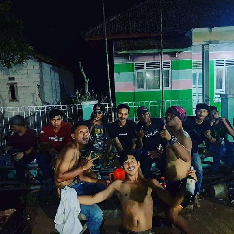 anggasevend в LOOKY — aku paling cupu..