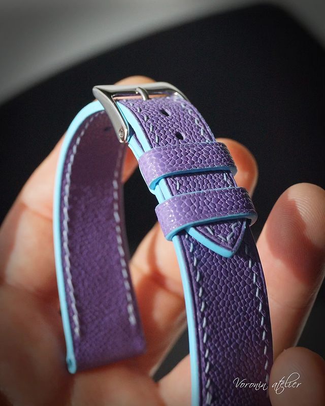 voronin_atelier в LOOKY. #voroninatelier,#leatherwatchstraps,#watchstrapleather,#applewatchstraps,#часовойремешок,#ремешокapplewatch,#изделияизкожиомск,#длячасов,#сиреневенький. Осталась последняя п...