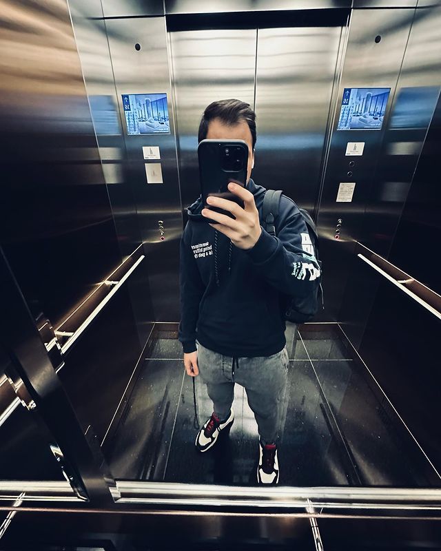 naughty____bear в LOOKY. #москва,#moscowcity,#federationtower. С ужасом понял, что ...
