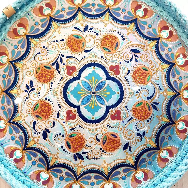 olgaart_decor в LOOKY. #handwork,#homedecor,#подаркидлялюбимых,#инстаарт,#elsanatı,#настроение,#идеяподарка,#эксклюзивныеподарки,#роскошь,#ручнаяработа,#точечнаяроспись,#ручнаяработаназаказ,#mandala,#tairkraski,#таиркраски,#росписьназаказ,#декор,#лучшийподарок,#росписьакрилом,#уютныйдом,#купитьподарок,#handsdobest,#pointtopoint,#поднос. #handwork #homedecor...