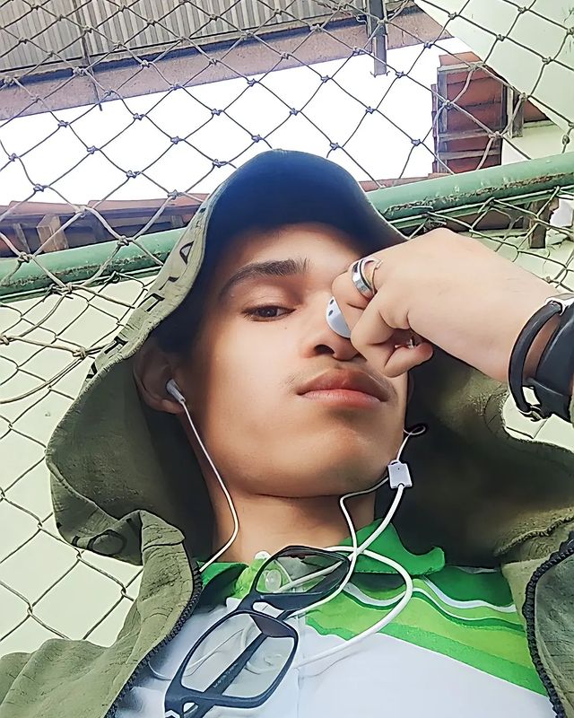 mrdx09 в LOOKY. #Lgbt,#lgbtpride,#lgbtq,#lgbtcommunity,#bissexual,#bissexualidade,#bissexuais,#love,#life. Mas um dia 😮‍💨, ma...