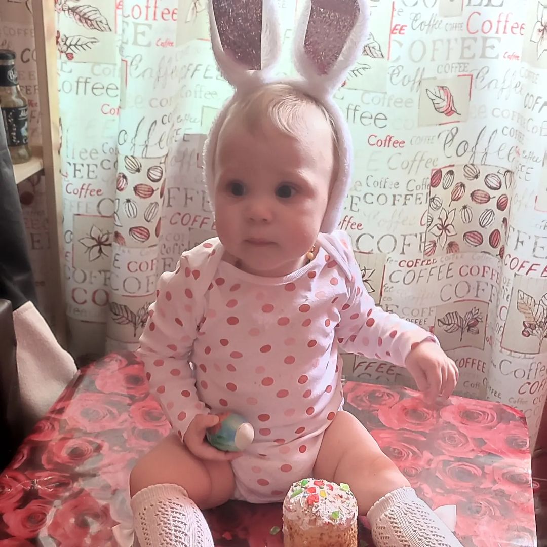 С праздником Светлой Пасхи☀🧁🥚🐰🐣
#пасха #пасха2023 #куличи #крашенки #пасхальныйкролик #любимаядоченька