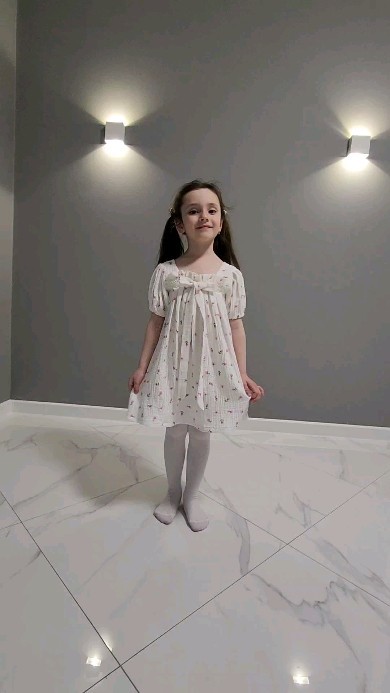 kanvas.kids в LOOKY. #шьюсама,#шьюназаказ,#детскаяодежда,#одеждадлядетей,#эксклюзив,#эксклюзивнаяодежда,#пошиводежды. Малышка София забрал...