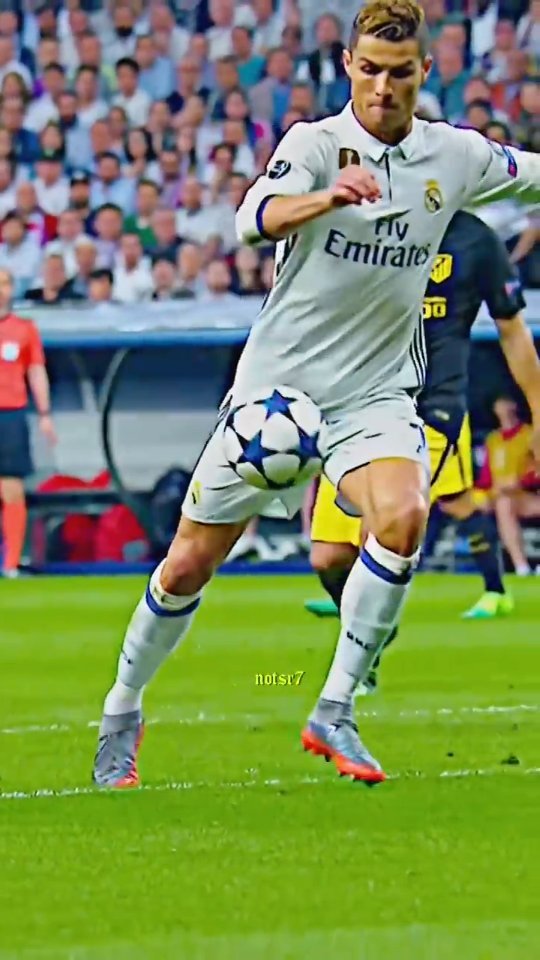 nalitouz в LOOKY. #ronaldoedit,#realmadrid,#ronaldo,#ronaldofans,#cristianoronaldo,#ronaldogoal. This goal 🥹...
-
-
...