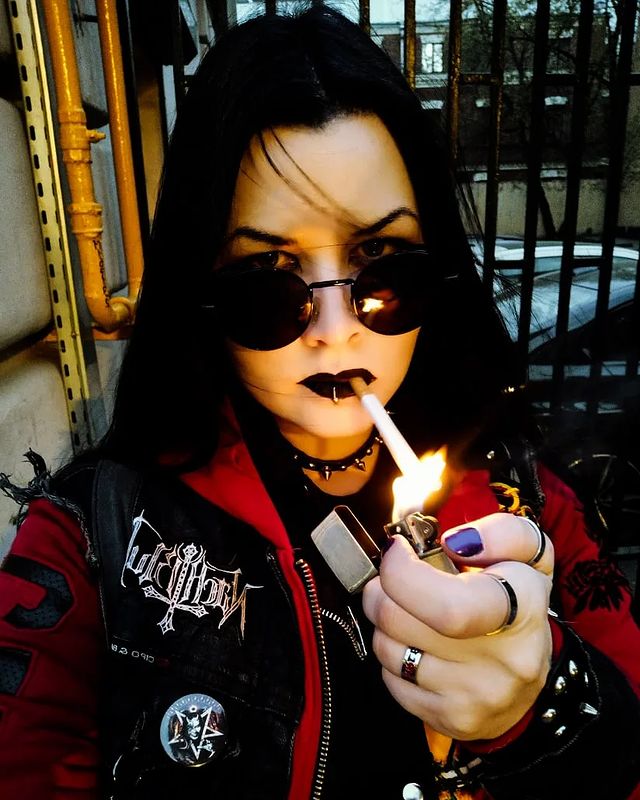 bella666bornswood в LOOKY. #selfetime,#concert,#moscow,#metalhead,#walk,#zippo,#Nachtblut,#nachtblutfan,#zipponachtblut,#metal,#likeit,#loveit,#killit,#smokingkills🚬,#foreverfree. Давненько тут не был...