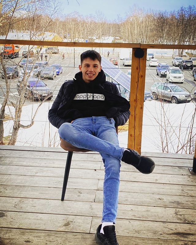 _demyanenko.dm_ в LOOKY. #МираДаТепла✊🏽. #МираДаТепла✊🏽