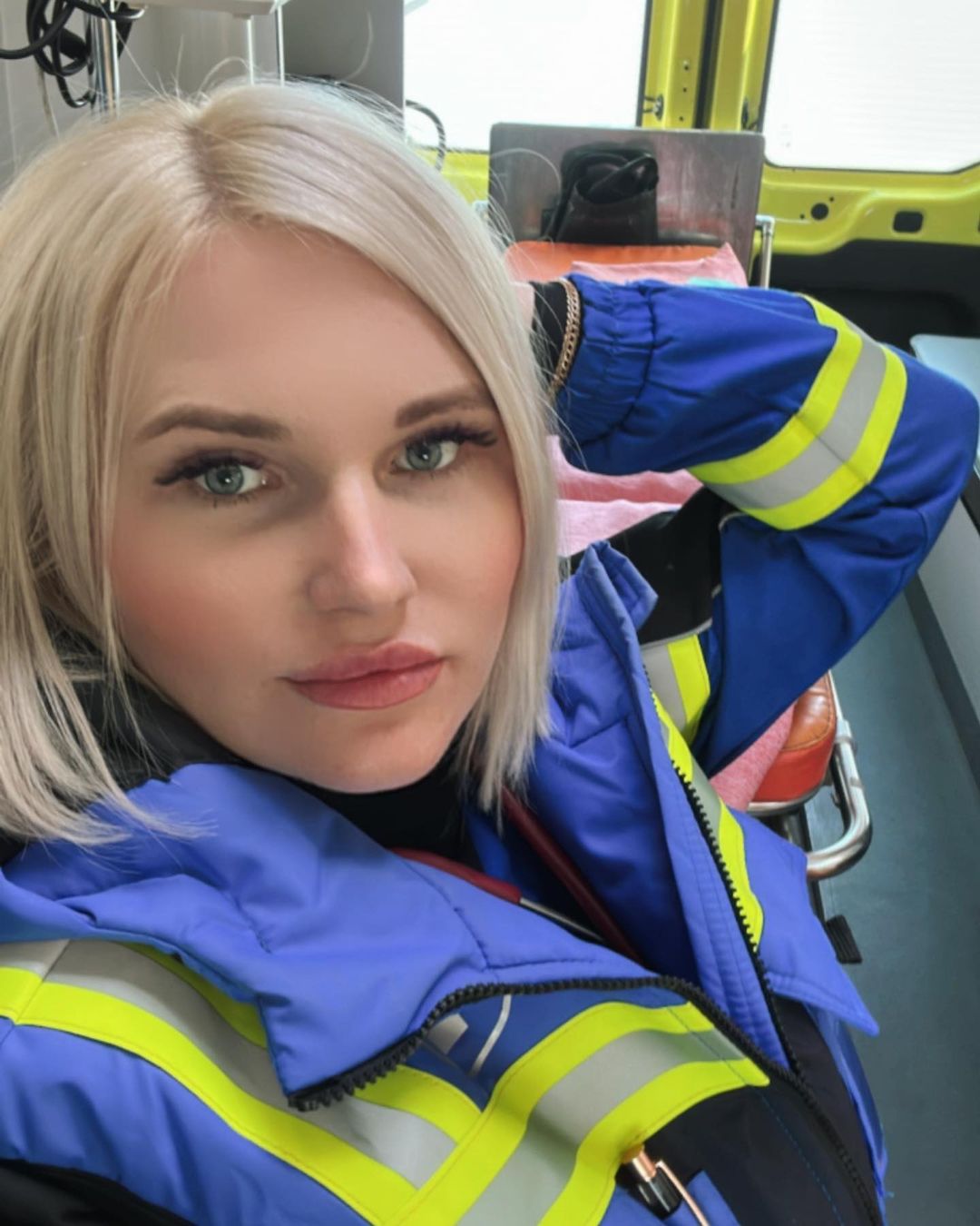 nalivaychenko_manikur в LOOKY — Дорогие коллеги,поздравляю всех с профессиональным празднико