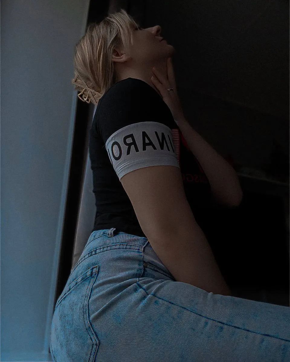 cristall.lav в LOOKY — Любовь к себе учит других любить тебя.