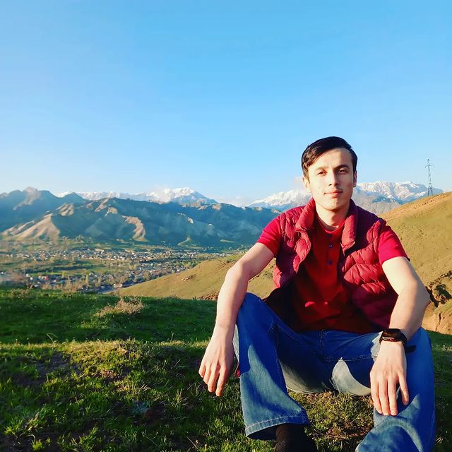 iamshodmondustov в LOOKY. . null