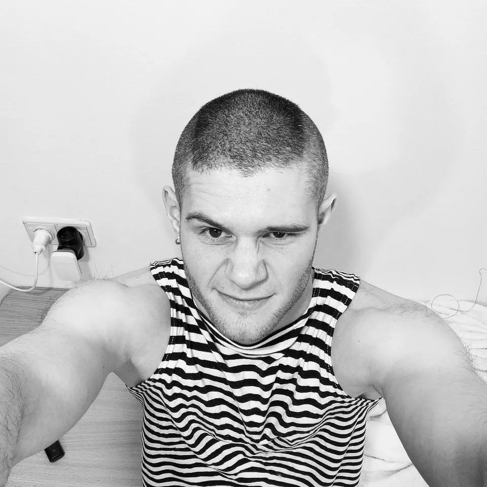 timyr_x_x в LOOKY — публикация