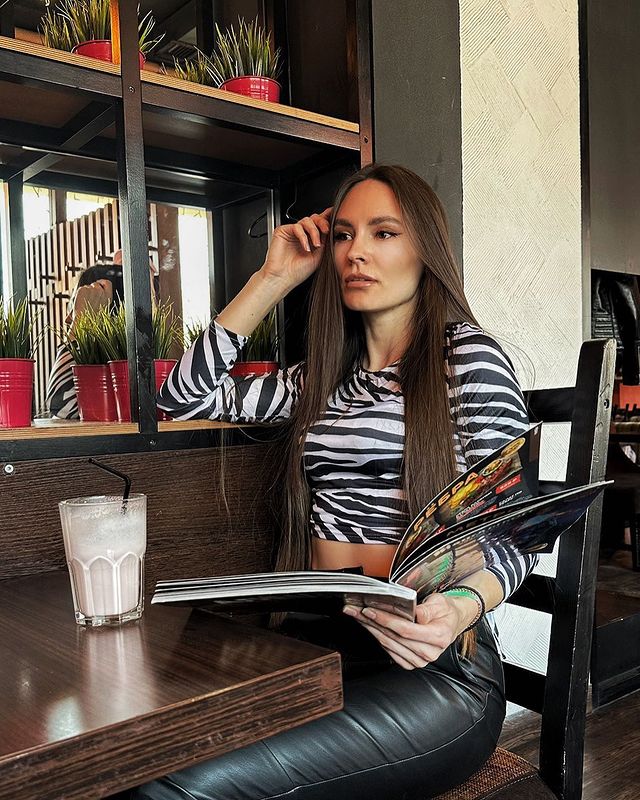 nadin.gaves в LOOKY. #диетынепроменя,#мояжизнь,#жизньодна,#жизньбыстротечна,#жизньвремя,#жизньвмоменте,#жизньвресурсе,#семьяэтоглавное,#любимыерядом,#моесомной,#раныкоторыенезаживают. Я ем всё‼️‼️‼️‼️‼️жи...