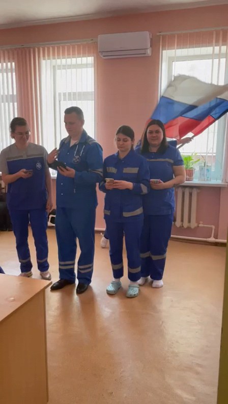 dr.golcov_smp103 в LOOKY. . Когда старшая сказал...