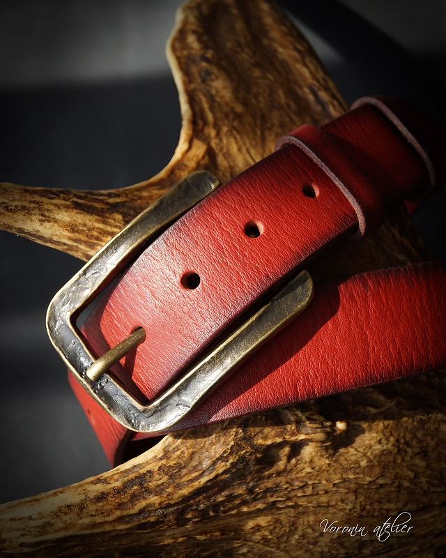voronin_atelier в LOOKY. #voroninatelier,#изделияизкожиомск,#ременьручнойработы,#ременьизнатуральнойкожи,#ременькожаный,#ременьназаказ,#ременькожаныймужской,#кожаныйременьназаказ,#ремниручнойработы,#ремниизкожи,#ремникожаные,#ремнимужскиекожаные,#ремниназаказ,#ременьдлябрюк,#брючныйремень,#leatherbeltformen,#leatherbeltstyle. Немного нетипичная д...