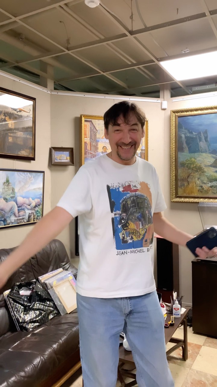 artmolotok в LOOKY. . Один день из жизни А...