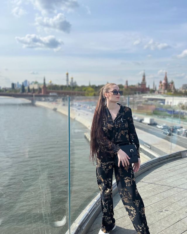 starchenkco_ в LOOKY. . Это я в Москве на те...