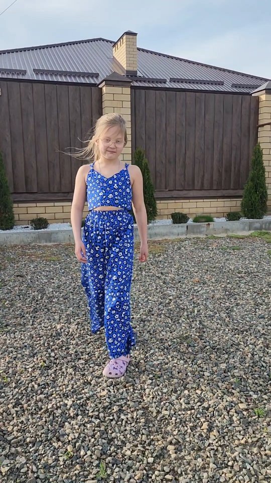 kanvas.kids в LOOKY. #шьюсама,#шьюназаказ,#детскаяодежда,#одеждадлядетей,#эксклюзив,#эксклюзивнаяодежда,#пошиводежды. Костюм на девочку 14...
