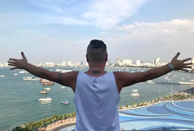 alex_casin0 в LOOKY. #pattaya,#pattaya2018,#паттайя,#паттайя2018,#сиамскийзалив,#тайланд2018. Папочка приехал) #pa...