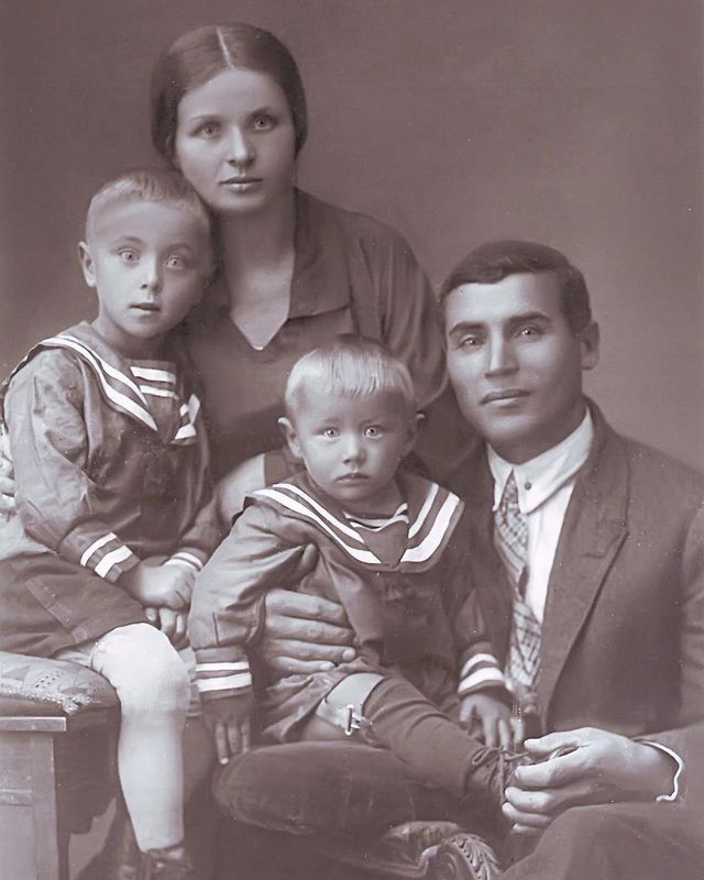 vasilyevpe в LOOKY. . Дедушка Павел Василь...