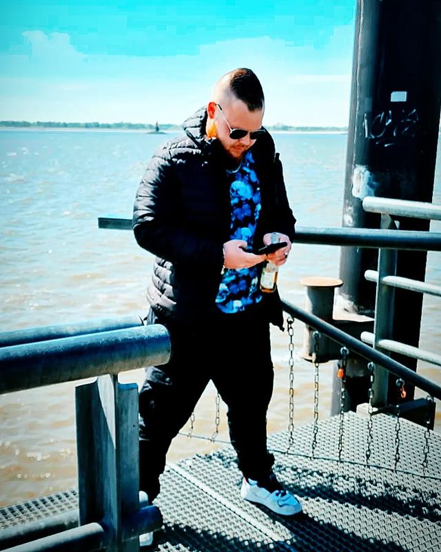van4eslol в LOOKY. . null