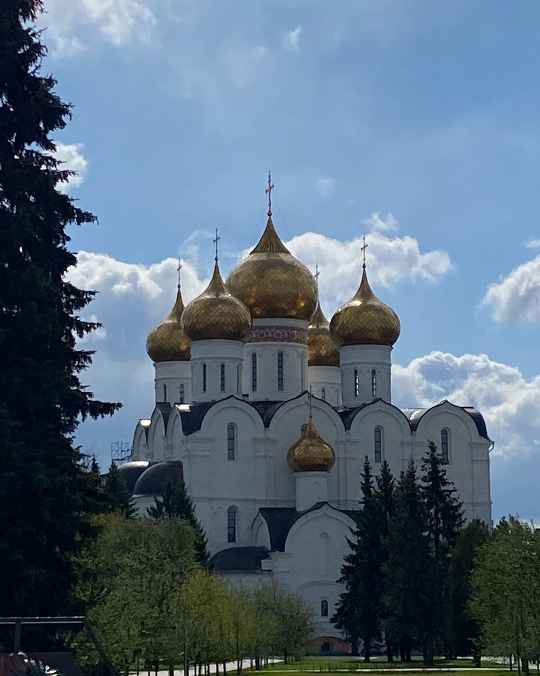 Ярославль, Кострома  #золотоекольцо #путешествиепороссии #майскиепраздники #красотатокакая #вроссиитожеможноотдыхать