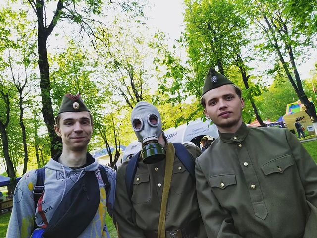 toss.ka._ в LOOKY. . три критина