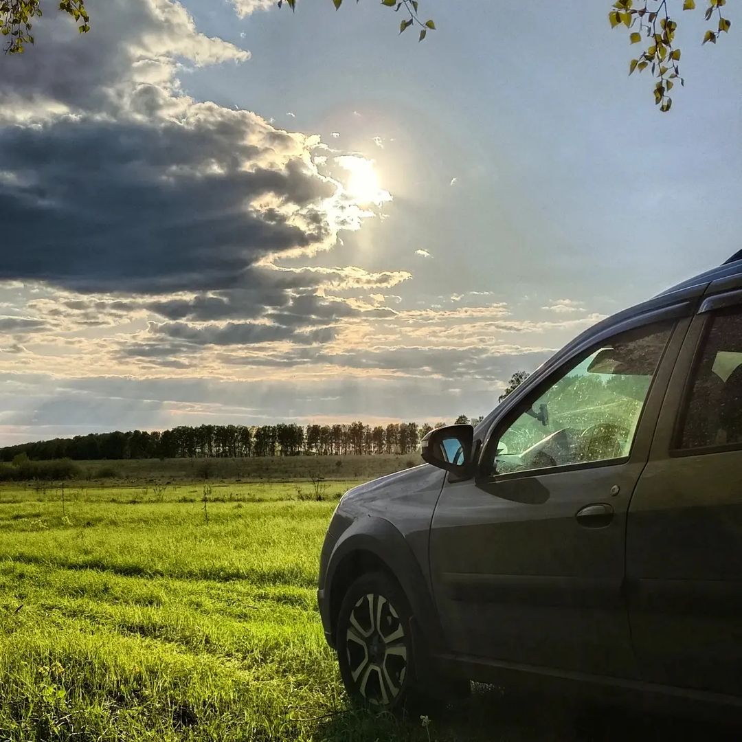 sergeytaxivaeroport in LOOKY. . null