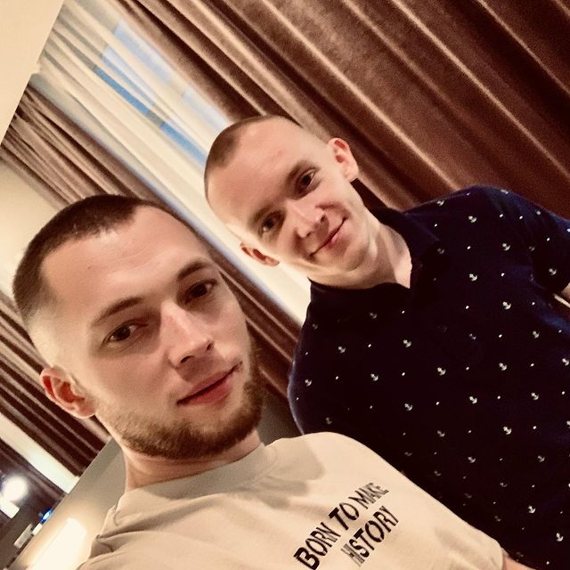 kotyara95khv в LOOKY. . С братишкой💪