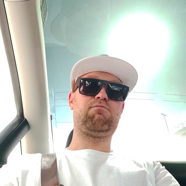pavlovsky_maxim в LOOKY. #путешествие_тюменца,#отпуск,#отпуск2023,#dubai,#дубай,#дубаймарина,#india,#china,#пляж,#beach,#eyewear,#glasses,#goggles,#hat,#leisure,#peopleonbeach,#sunglasses,#travel,#visioncare,#досуг,#очки,#очкизащитные,#путешествовать,#солнечныеочки,#automotivedesign,#travel,#vehicle,#visioncare,#автомобильныйдизайн. Давно не ездили на Т...