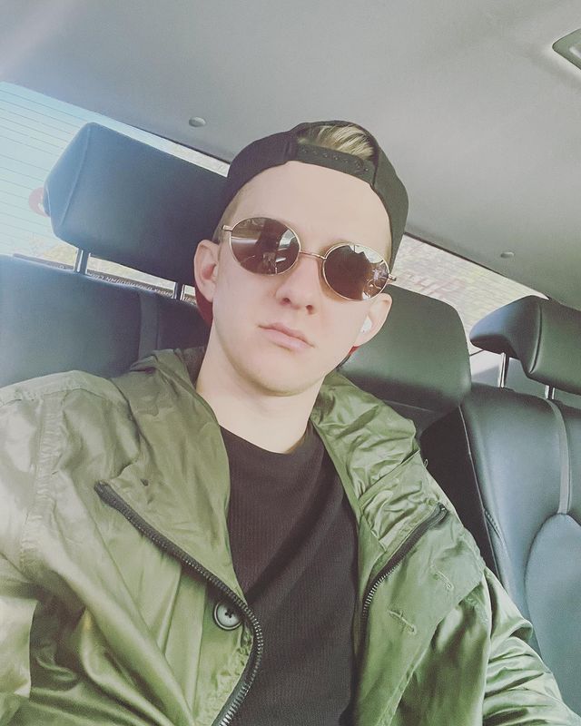 vertigo_s_official в LOOKY. . Ну а тут я уже в Мос...