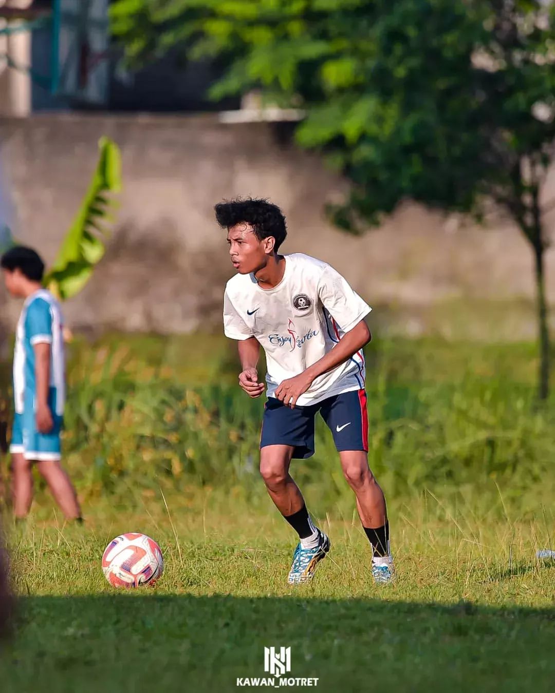 Di suruh ngejar cita-cita malah ngejar dia yg ngga cinta 😄
#kagarapihcees 
#kawanpotret 
#football