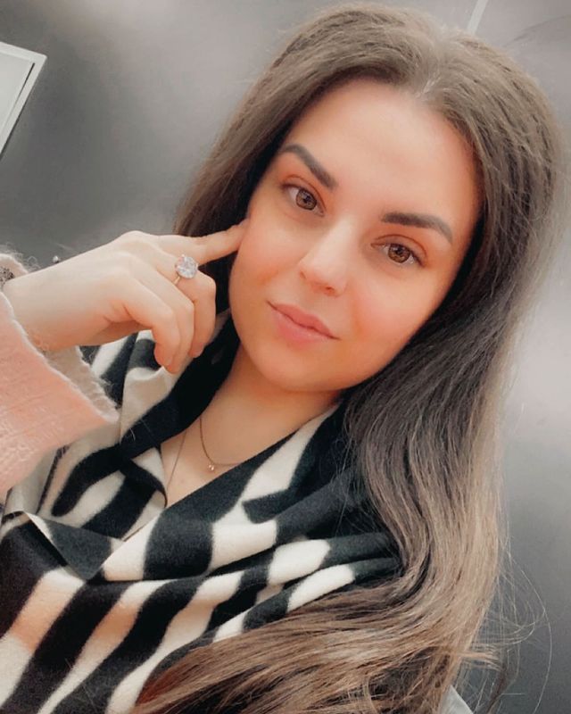 betsy_._bailey в LOOKY. #обнинск2023,#работа_обн,#весна2023,#май2023,#obninsk. 🩷 🫶🏻 🩷

#обнинск...