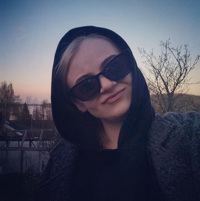elya.roma в LOOKY. . 🖤