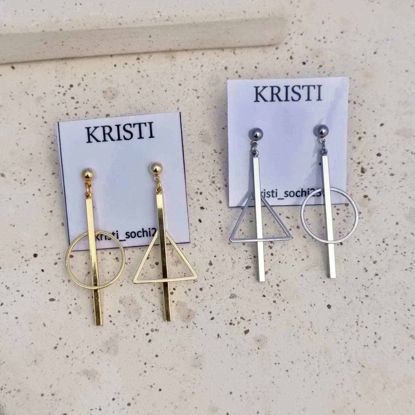 kristi_sochi23 в LOOKY — В этих серьгах соединились мужское и женское начало.

Гармон