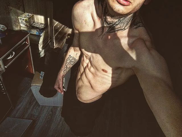satana_immortal_666 в LOOKY. . Свет мой, зеркало, с...