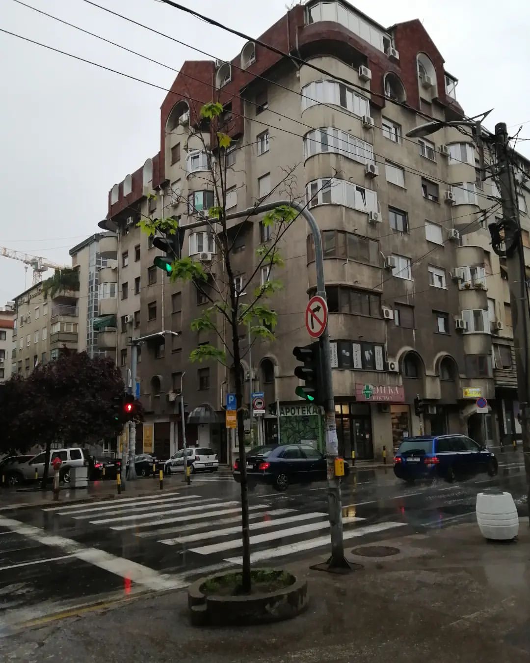 silakva в LOOKY — Почти Выборг

А вот этот дом в Белграде мне очень напомнил з