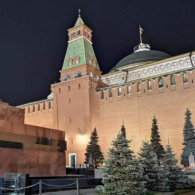 dmitrii.bratanov в LOOKY. . В этот весенний вече...