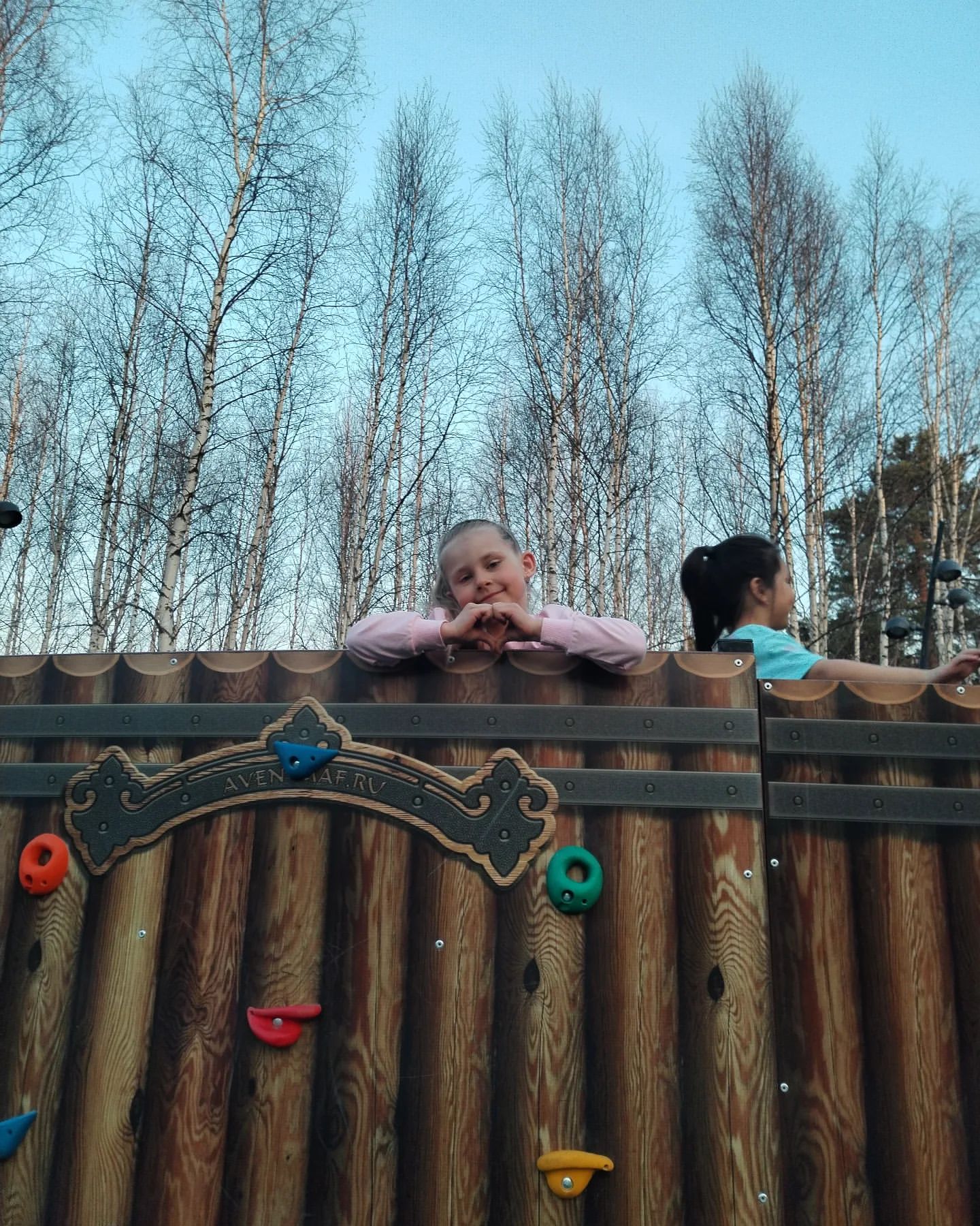 vikdak в LOOKY. . null