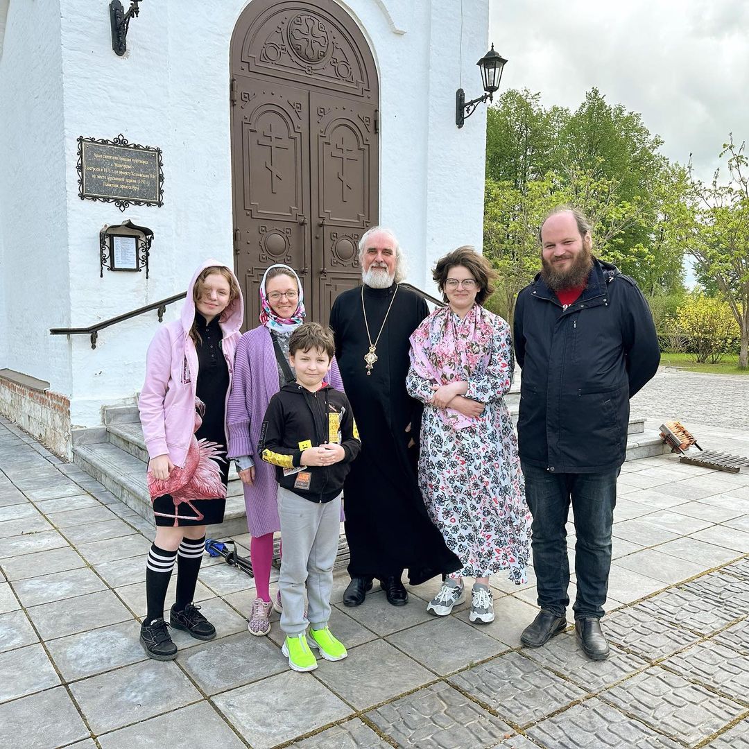 pavelostrovski в LOOKY — Последние дни в отпуске. Сходили сегодня всей семьей в храм 