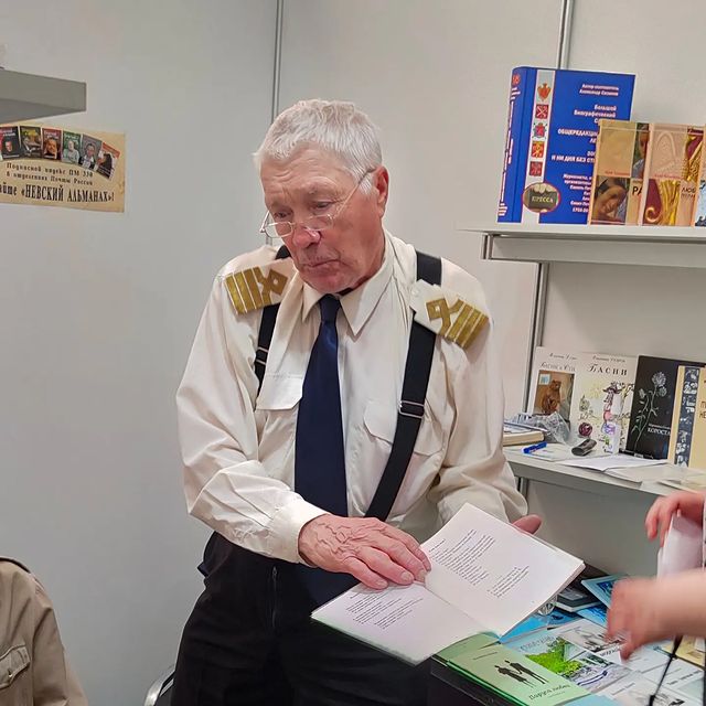 ykirill36 в LOOKY. . 21.05.23 @booksalons...