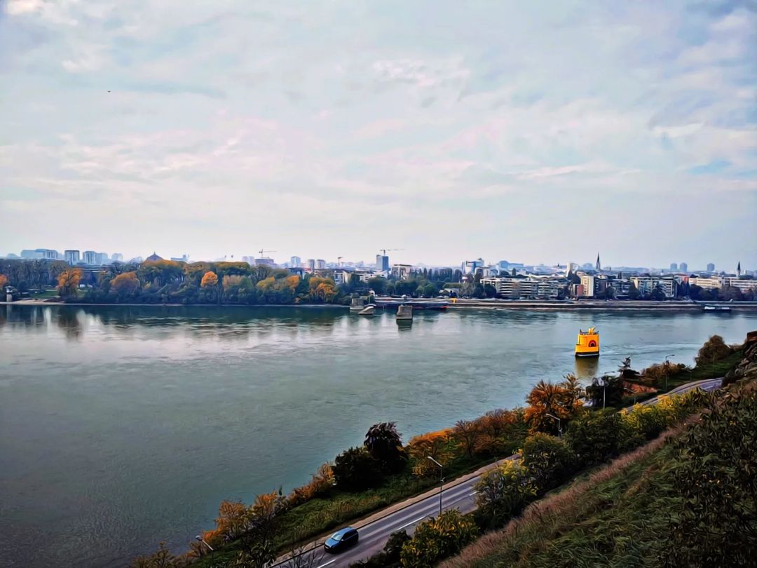 kremlin24 в LOOKY — Сербия.

#kremlin24 #travelling  #serbia #art #walking #phot